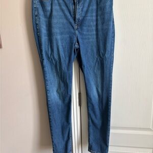 Old Navy High-Rise Rockstar Jeans